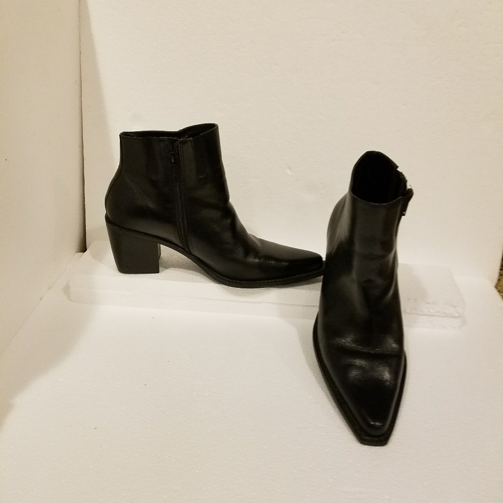 Hokus Pokus black ankle boots size 8.5